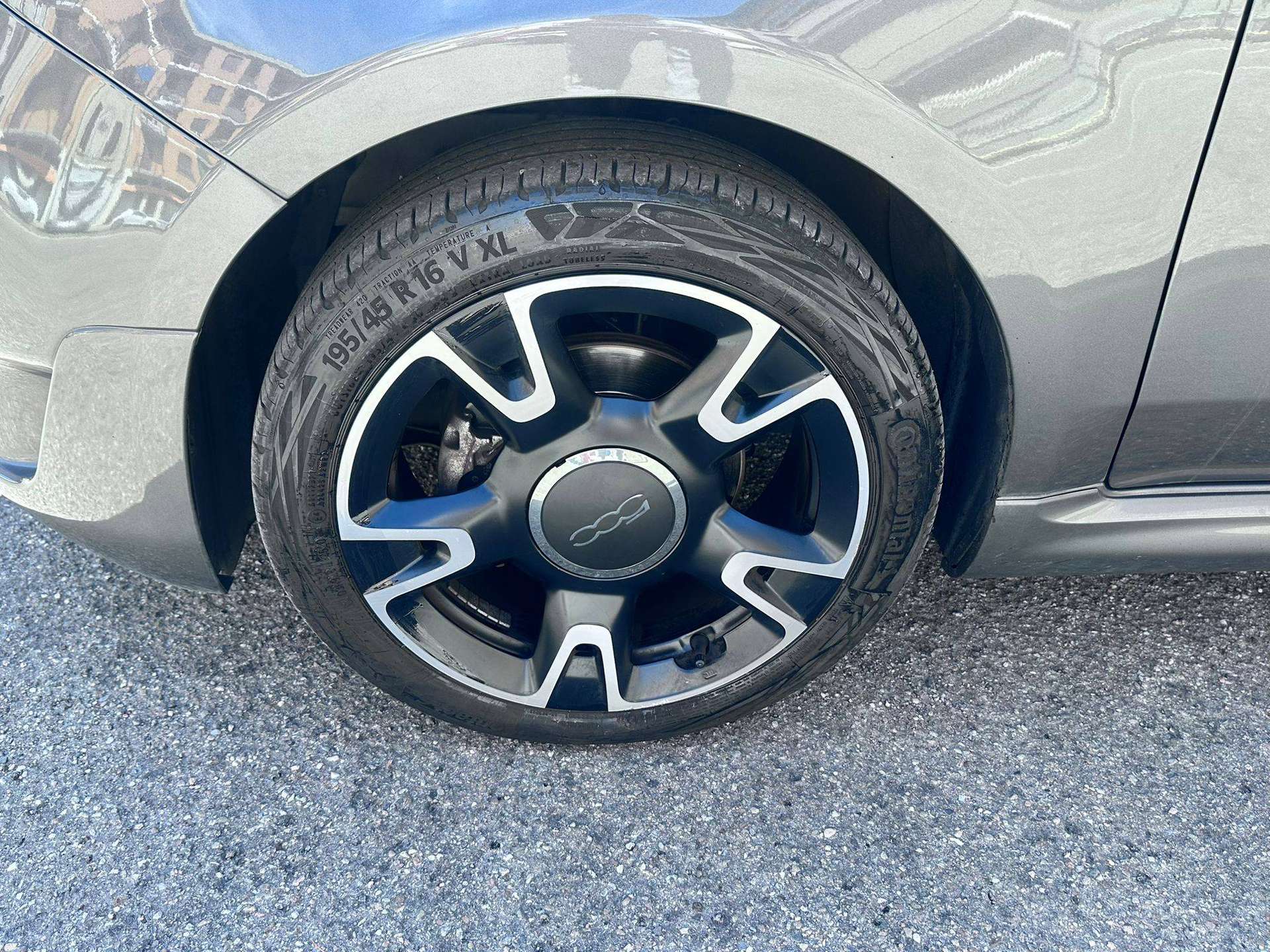 Fiat 500  500 1.0 hybrid Rockstar