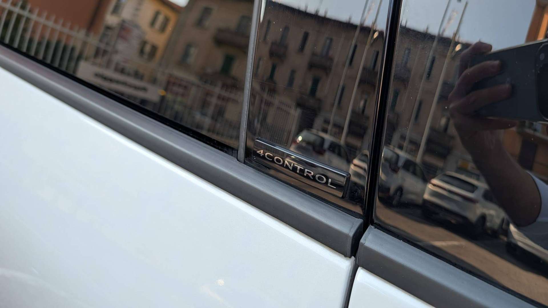 Renault Espace  Espace VI 2023 e-Tech full hybrid 7p Iconic 200cv auto