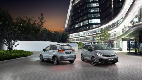 Honda- JAZZ FULL HYBRID - Richiedi test drive